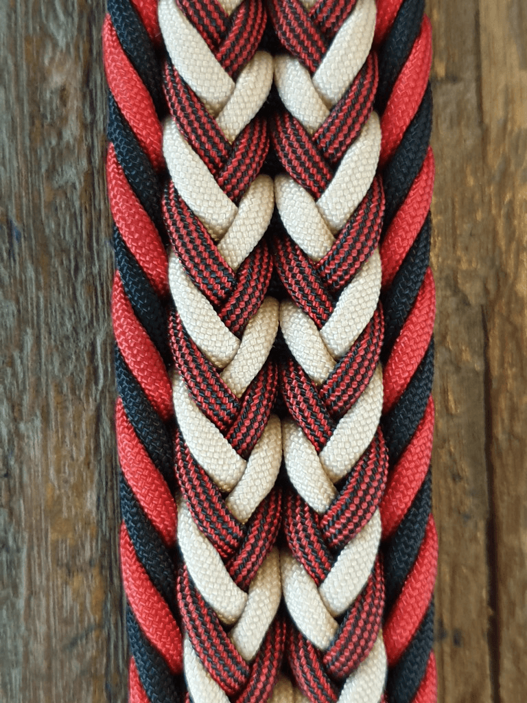 Stel hier je eigen halsband samen!